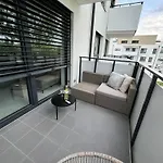Apartmán Royal Castle View -free Private Parking
